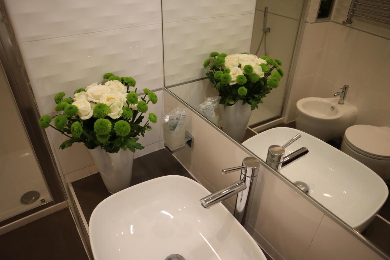 Millina Suites In Navona Rzym Zewnętrze zdjęcie