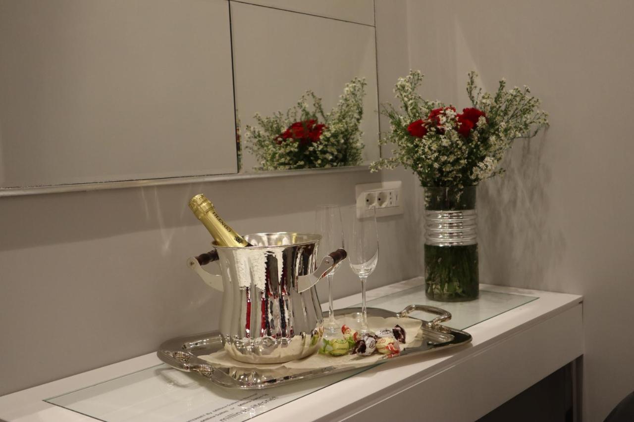 Millina Suites In Navona Rzym Zewnętrze zdjęcie