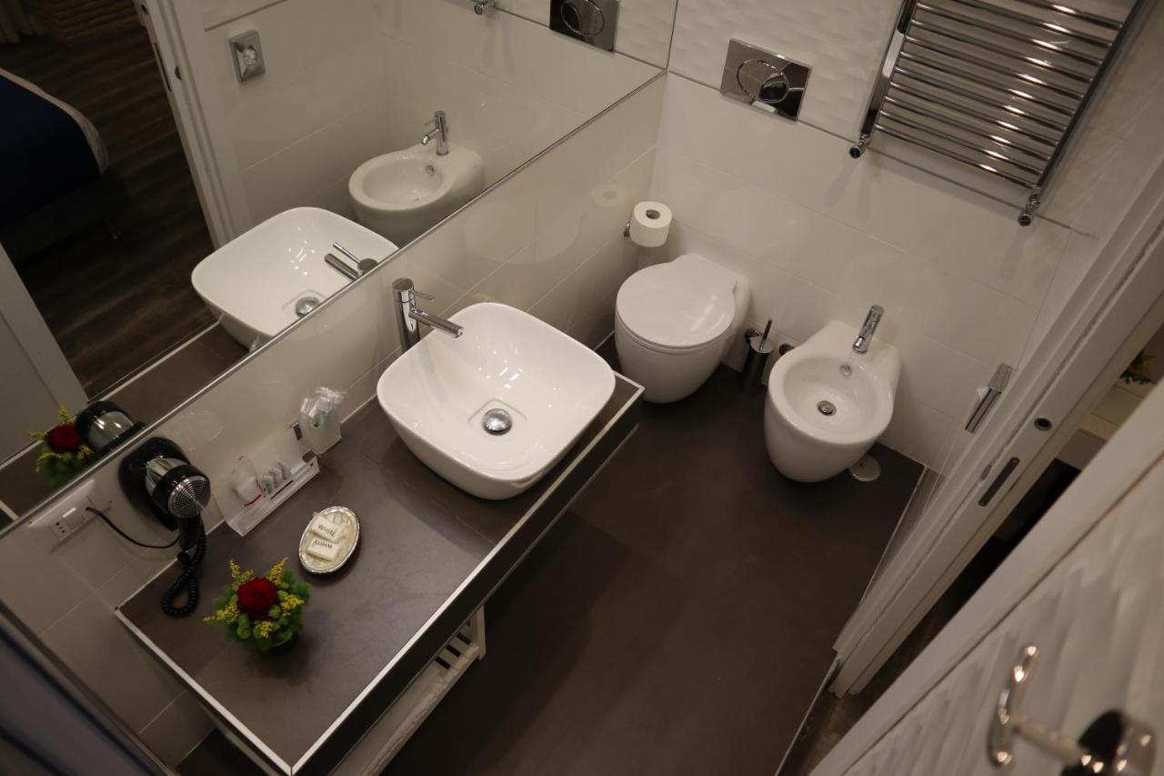 Millina Suites In Navona Rzym Zewnętrze zdjęcie