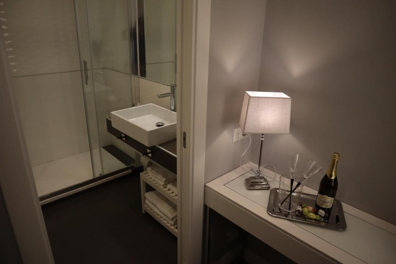 Millina Suites In Navona Rzym Zewnętrze zdjęcie